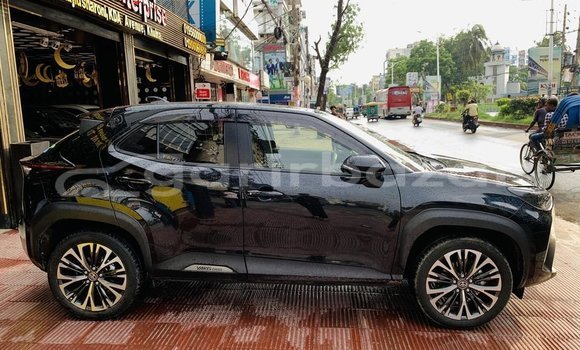 Buy Used 2021 Toyota Yaris in Dhaka, Dhaka Buy Used 2021 Toyota Yaris in Dhaka, Dhaka