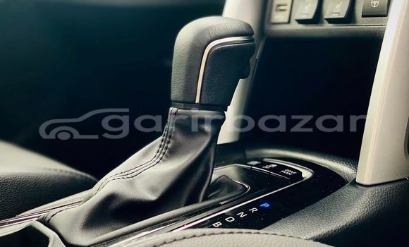 Buy Used 2022 Toyota Corolla in Dhaka, Dhaka Buy Used 2022 Toyota Corolla in Dhaka, Dhaka