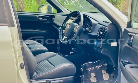 Buy Used 2022 Toyota axio fielder in Dhaka, Dhaka Buy Used 2022 Toyota axio fielder in Dhaka, Dhaka