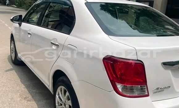 Buy Used Toyota Axio in Bheramara, Kushtiya Buy Used Toyota Axio in Bheramara, Kushtiya