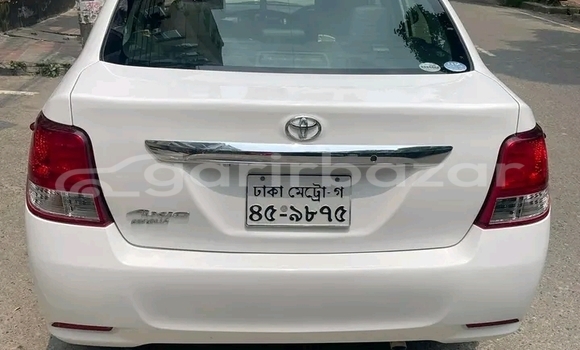 Buy Used Toyota Axio in Bheramara, Kushtiya Buy Used Toyota Axio in Bheramara, Kushtiya