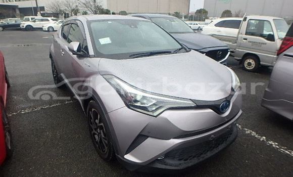 Buy Import 2019 Toyota CH-R in Dhaka, Dhaka Buy Import 2019 Toyota CH-R in Dhaka, Dhaka