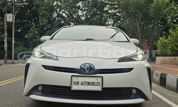 Buy Import 2019 Toyota prius s led in Dhaka, Dhaka Buy Import 2019 Toyota prius s led in Dhaka, Dhaka