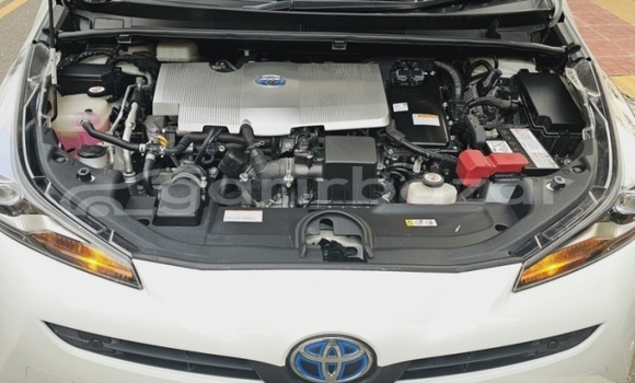Buy Import 2019 Toyota prius s led in Dhaka, Dhaka Buy Import 2019 Toyota prius s led in Dhaka, Dhaka