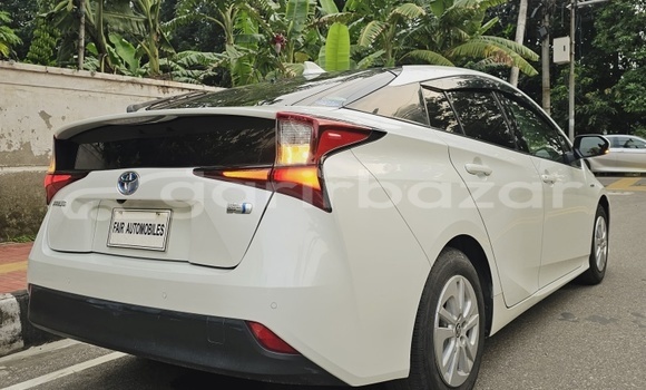 Buy Import 2019 Toyota prius s led in Dhaka, Dhaka Buy Import 2019 Toyota prius s led in Dhaka, Dhaka