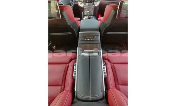 Buy Import 2019 Toyota Land Cruiser in Import - Dubai, Bandarban Buy Import 2019 Toyota Land Cruiser in Import - Dubai, Bandarban