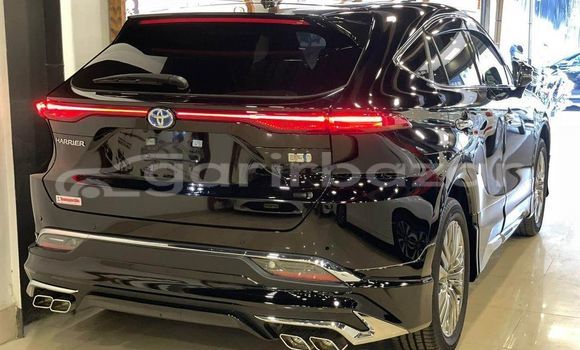 Buy Used 2021 Toyota Harrier in Dhaka, Dhaka Buy Used 2021 Toyota Harrier in Dhaka, Dhaka
