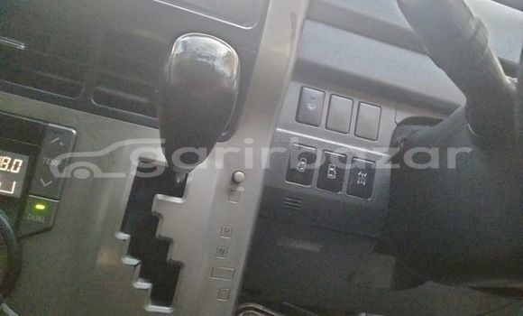 Buy Used 2010 Toyota Noah in Dhaka, Dhaka Buy Used 2010 Toyota Noah in Dhaka, Dhaka