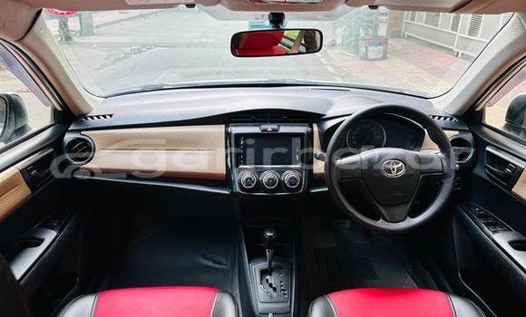 Buy Used 2014 Toyota Axio in Dhaka, Dhaka Buy Used 2014 Toyota Axio in Dhaka, Dhaka