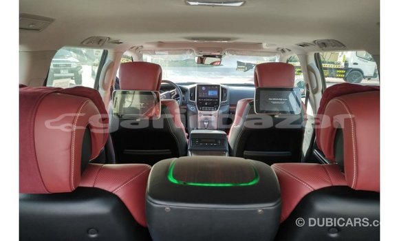 Buy Import 2019 Toyota Land Cruiser in Import - Dubai, Bandarban Buy Import 2019 Toyota Land Cruiser in Import - Dubai, Bandarban