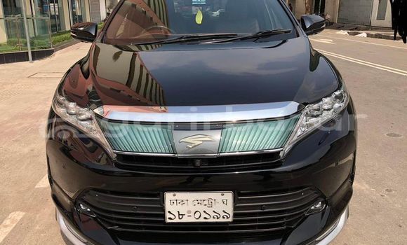 Buy Used 2018 Toyota Harrier in Dhaka, Dhaka Buy Used 2018 Toyota Harrier in Dhaka, Dhaka
