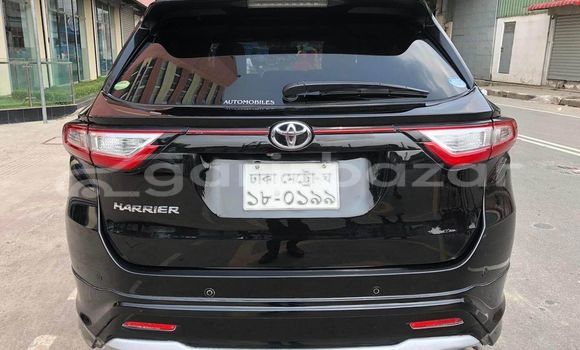 Buy Used 2018 Toyota Harrier in Dhaka, Dhaka Buy Used 2018 Toyota Harrier in Dhaka, Dhaka