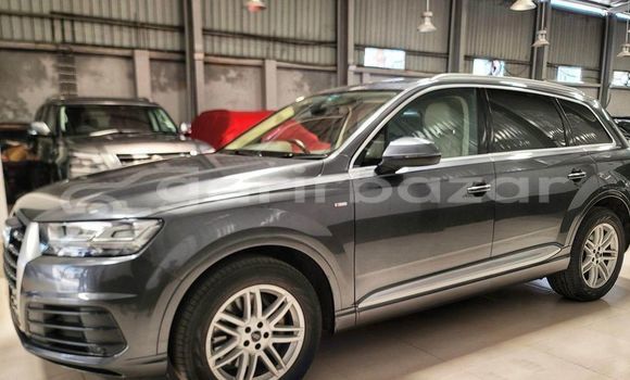 Buy Used 2017 Audi Q7 in Dhaka, Dhaka Buy Used 2017 Audi Q7 in Dhaka, Dhaka