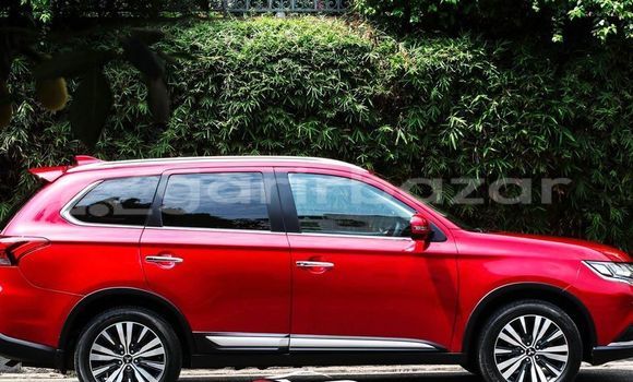 Buy Used 2021 Mitsubishi outlandar in Badarganj, Rangpur Buy Used 2021 Mitsubishi outlandar in Badarganj, Rangpur