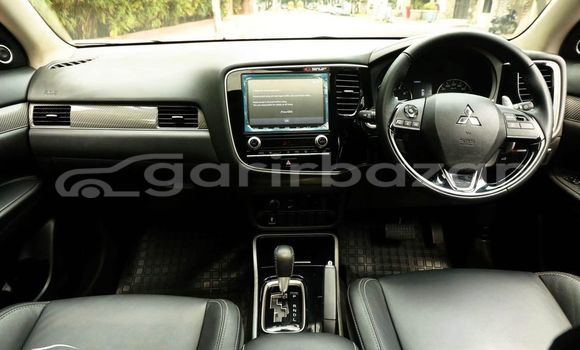 Buy Used 2021 Mitsubishi outlandar in Badarganj, Rangpur Buy Used 2021 Mitsubishi outlandar in Badarganj, Rangpur