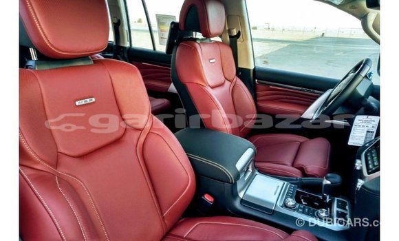 Buy Import 2019 Toyota Land Cruiser in Import - Dubai, Bandarban Buy Import 2019 Toyota Land Cruiser in Import - Dubai, Bandarban