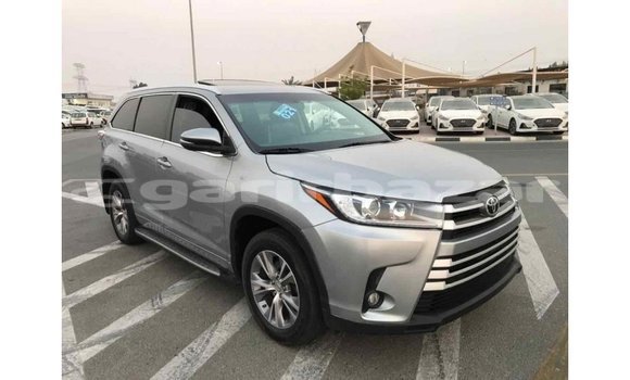 Buy Import 2015 Toyota Highlander in Import - Dubai, Bandarban Buy Import 2015 Toyota Highlander in Import - Dubai, Bandarban