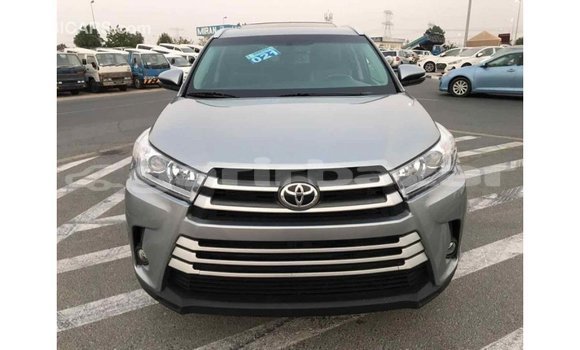 Buy Import 2015 Toyota Highlander in Import - Dubai, Bandarban Buy Import 2015 Toyota Highlander in Import - Dubai, Bandarban