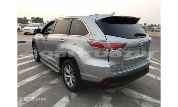 Buy Import 2015 Toyota Highlander in Import - Dubai, Bandarban Buy Import 2015 Toyota Highlander in Import - Dubai, Bandarban