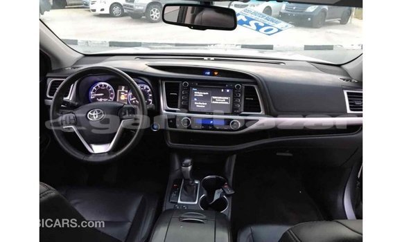 Buy Import 2015 Toyota Highlander in Import - Dubai, Bandarban Buy Import 2015 Toyota Highlander in Import - Dubai, Bandarban