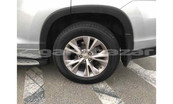 Buy Import 2015 Toyota Highlander in Import - Dubai, Bandarban Buy Import 2015 Toyota Highlander in Import - Dubai, Bandarban