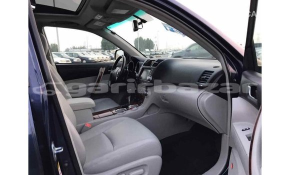 Buy Import 2011 Toyota Highlander in Import - Dubai, Bandarban Buy Import 2011 Toyota Highlander in Import - Dubai, Bandarban