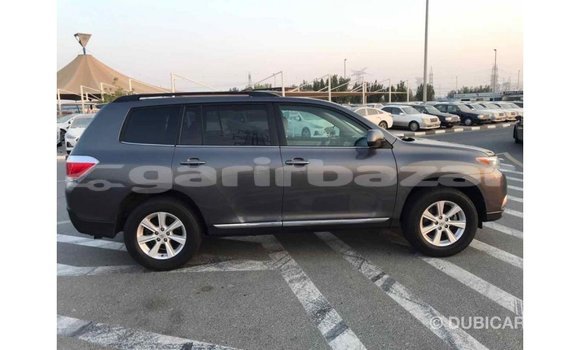 Buy Import 2011 Toyota Highlander in Import - Dubai, Bandarban Buy Import 2011 Toyota Highlander in Import - Dubai, Bandarban