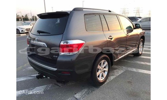 Buy Import 2011 Toyota Highlander in Import - Dubai, Bandarban Buy Import 2011 Toyota Highlander in Import - Dubai, Bandarban