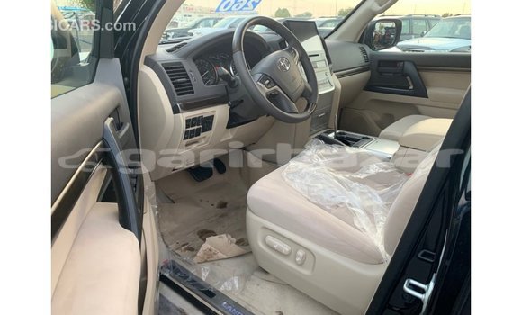 Buy Import 2019 Toyota Land Cruiser in Import - Dubai, Bandarban Buy Import 2019 Toyota Land Cruiser in Import - Dubai, Bandarban