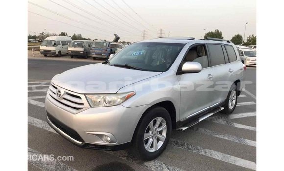 Buy Import 2012 Toyota Highlander in Import - Dubai, Bandarban Buy Import 2012 Toyota Highlander in Import - Dubai, Bandarban
