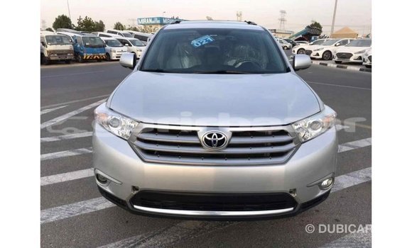 Buy Import 2012 Toyota Highlander in Import - Dubai, Bandarban Buy Import 2012 Toyota Highlander in Import - Dubai, Bandarban