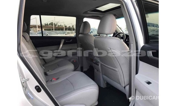 Buy Import 2012 Toyota Highlander in Import - Dubai, Bandarban Buy Import 2012 Toyota Highlander in Import - Dubai, Bandarban