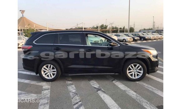 Buy Import 2014 Toyota Highlander in Import - Dubai, Bandarban Buy Import 2014 Toyota Highlander in Import - Dubai, Bandarban