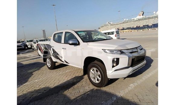 Buy Import 2019 Mitsubishi L200 in Import - Dubai, Bandarban Buy Import 2019 Mitsubishi L200 in Import - Dubai, Bandarban