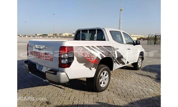 Buy Import 2019 Mitsubishi L200 in Import - Dubai, Bandarban Buy Import 2019 Mitsubishi L200 in Import - Dubai, Bandarban