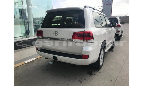 Buy Import 2019 Toyota Land Cruiser in Import - Dubai, Bandarban Buy Import 2019 Toyota Land Cruiser in Import - Dubai, Bandarban