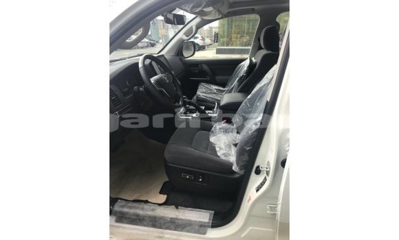Buy Import 2019 Toyota Land Cruiser in Import - Dubai, Bandarban Buy Import 2019 Toyota Land Cruiser in Import - Dubai, Bandarban