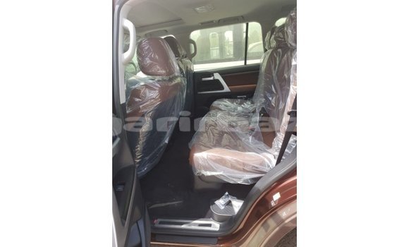 Buy Import 2019 Toyota Land Cruiser in Import - Dubai, Bandarban Buy Import 2019 Toyota Land Cruiser in Import - Dubai, Bandarban