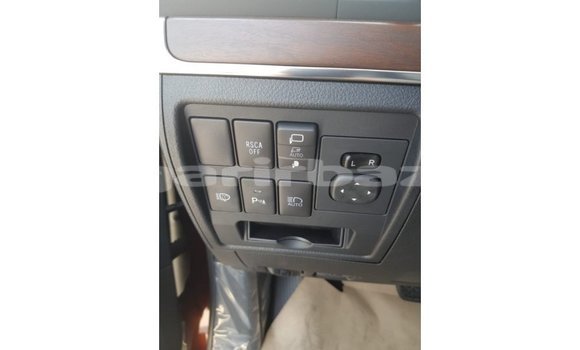 Buy Import 2019 Toyota Land Cruiser in Import - Dubai, Bandarban Buy Import 2019 Toyota Land Cruiser in Import - Dubai, Bandarban