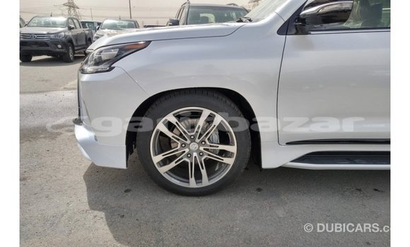 কেনা আমদানি Lexus LX White গাড়ী মধ্যে ইম্পোর্ট - দুবাই মধ্যে Bandarban কেনা আমদানি Lexus LX White গাড়ী মধ্যে ইম্পোর্ট - দুবাই মধ্যে Bandarban