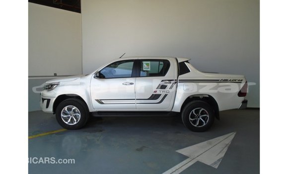 কেনা আমদানি Toyota Hilux White গাড়ী মধ্যে ইম্পোর্ট - দুবাই মধ্যে Bandarban কেনা আমদানি Toyota Hilux White গাড়ী মধ্যে ইম্পোর্ট - দুবাই মধ্যে Bandarban