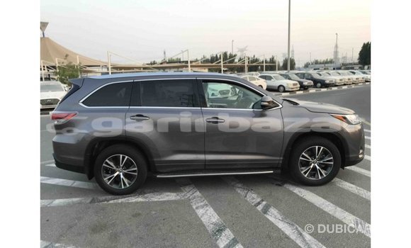Buy Import 2016 Toyota Highlander in Import - Dubai, Bandarban Buy Import 2016 Toyota Highlander in Import - Dubai, Bandarban