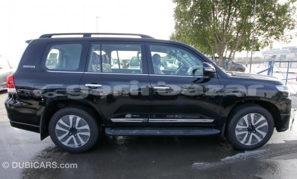 Buy Import 2019 Toyota Land Cruiser in Import - Dubai, Bandarban Buy Import 2019 Toyota Land Cruiser in Import - Dubai, Bandarban