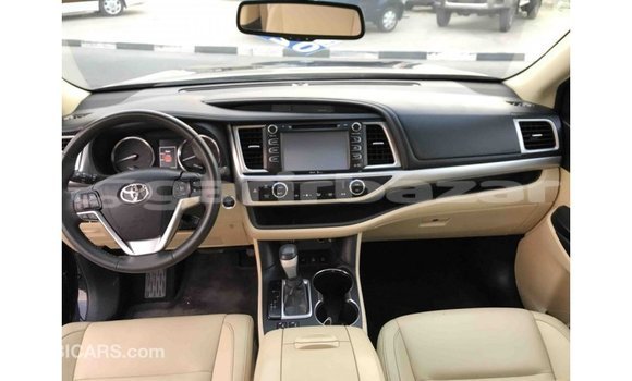 Buy Import 2014 Toyota Highlander in Import - Dubai, Bandarban Buy Import 2014 Toyota Highlander in Import - Dubai, Bandarban