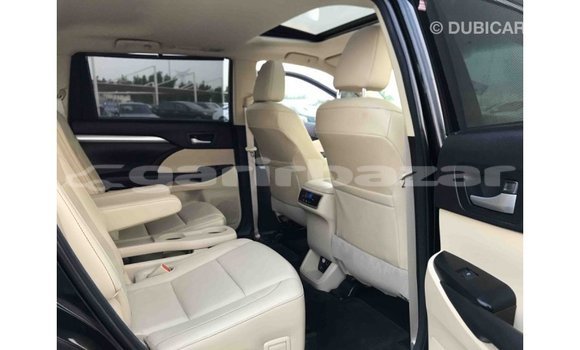 Buy Import 2014 Toyota Highlander in Import - Dubai, Bandarban Buy Import 2014 Toyota Highlander in Import - Dubai, Bandarban