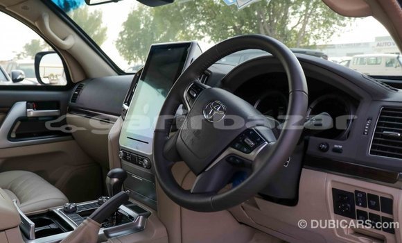 Buy Import 2019 Toyota Land Cruiser in Import - Dubai, Bandarban Buy Import 2019 Toyota Land Cruiser in Import - Dubai, Bandarban