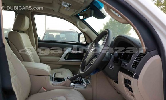 Buy Import 2019 Toyota Land Cruiser in Import - Dubai, Bandarban Buy Import 2019 Toyota Land Cruiser in Import - Dubai, Bandarban