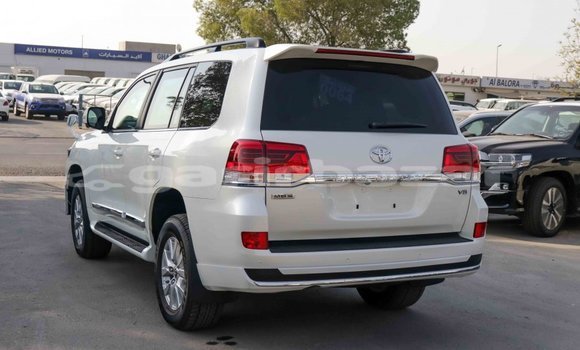 Buy Import 2019 Toyota Land Cruiser in Import - Dubai, Bandarban Buy Import 2019 Toyota Land Cruiser in Import - Dubai, Bandarban