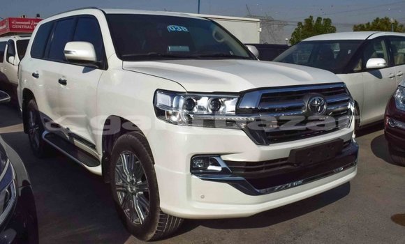 Buy Import 2011 Toyota Land Cruiser in Import - Dubai, Bandarban Buy Import 2011 Toyota Land Cruiser in Import - Dubai, Bandarban
