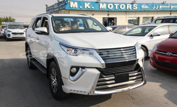 কেনা আমদানি Toyota Fortuner White গাড়ী মধ্যে ইম্পোর্ট - দুবাই মধ্যে Bandarban কেনা আমদানি Toyota Fortuner White গাড়ী মধ্যে ইম্পোর্ট - দুবাই মধ্যে Bandarban